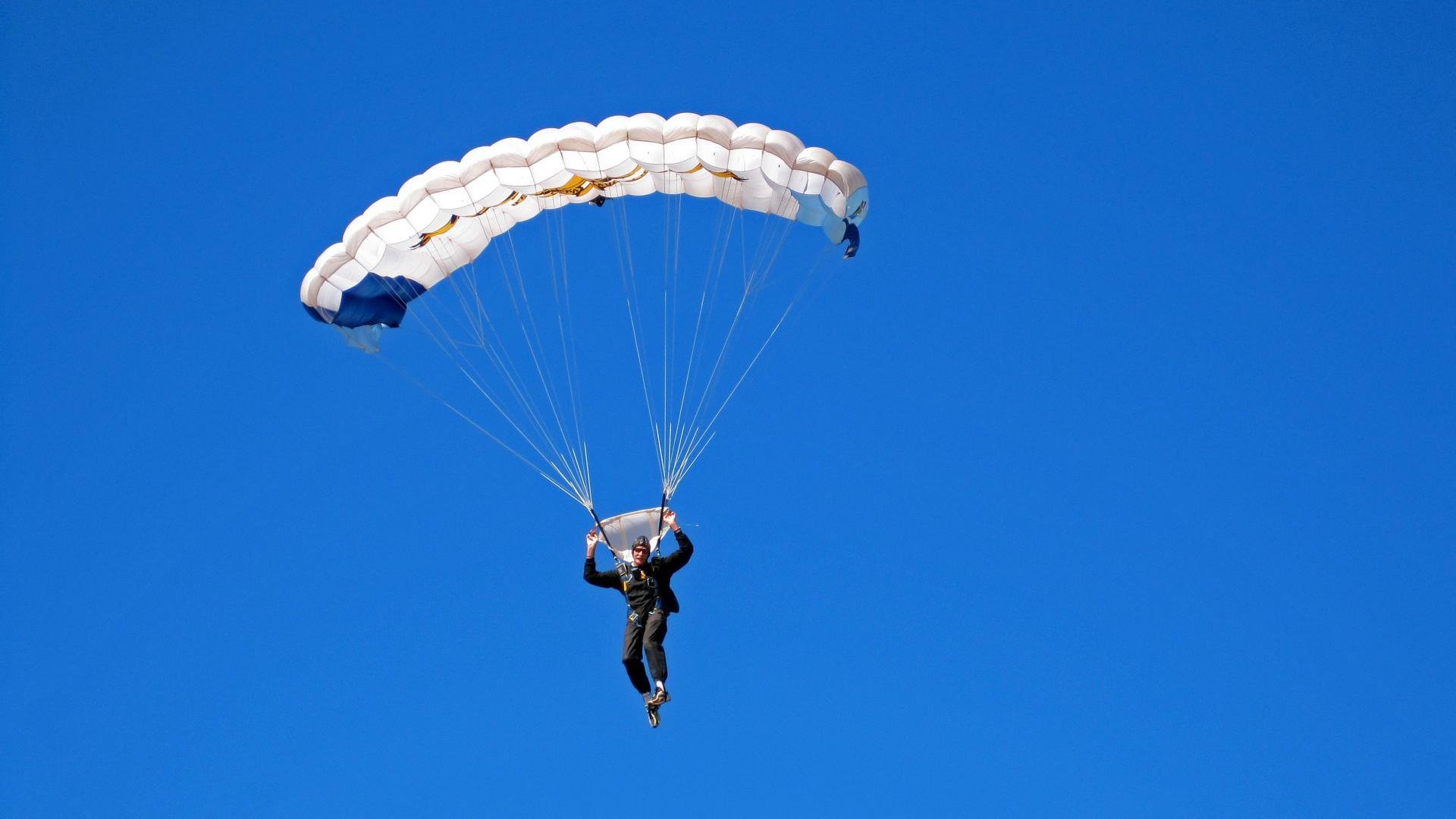 开云中国-【跑垒战术揭秘】成功绕垒背后隐藏的细节与规则理解，跑垒是什么球