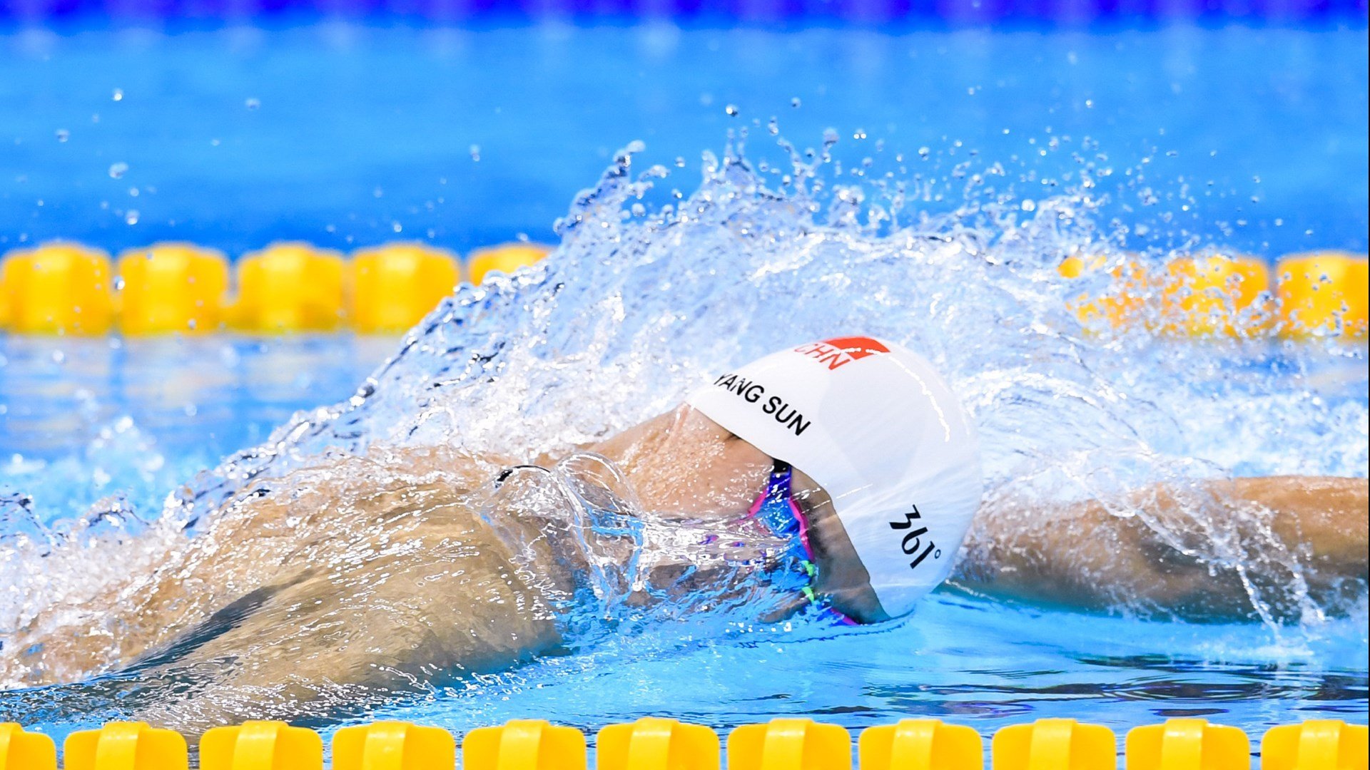 英超球队高强度比赛中恢复策略与运动表现关联研究,英超重启恐面临大变